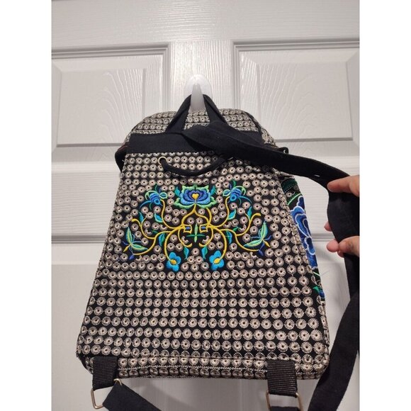 Backpack embroidered floral bag. Without straps 14”‎ tall 10” wide main image 7
